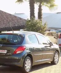 Peugeot 207 1.4 VTi 95CV 3p. Active Peugeot 207 1.4 VTi 95CV 3p. Active