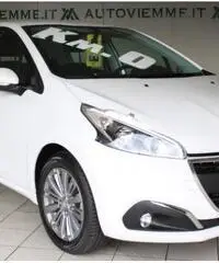 PEUGEOT 208 PureTech 82 5 porte Active PEUGEOT 208 PureTech 82 5 porte Active