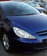 Peugeot 307 2.0 16V CABRIO con SENSORI DI PARCHEGGIO POST.