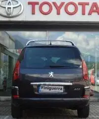 PEUGEOT 807 2.0 HDi 136CV ST PEUGEOT 807 2.0 HDi 136CV ST