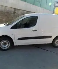 Peugeot Partner BlueHDi 100 L2 Furgone Comfort Peugeot Partner BlueHDi 100 L2 Furgone Comfort