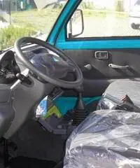 PIAGGIO Porter TIPPER 1.7 4X4 con ridotte RIBALTABILE PIAGGIO Porter TIPPER 1.7 4X4 con ridotte RIBALTABILE