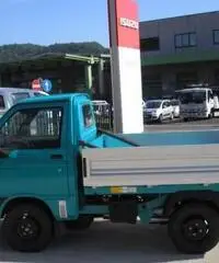 PIAGGIO Porter TIPPER 1.7 4X4 con ridotte RIBALTABILE PIAGGIO Porter TIPPER 1.7 4X4 con ridotte RIBALTABILE