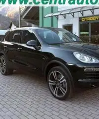 PORSCHE Cayenne 3.0 Diesel PORSCHE Cayenne 3.0 Diesel