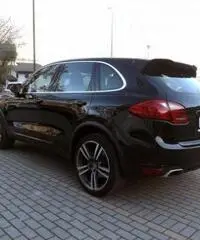 PORSCHE Cayenne 3.0 Diesel PORSCHE Cayenne 3.0 Diesel