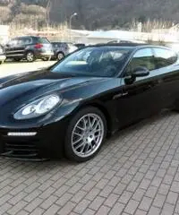 PORSCHE Panamera 3.0 Diesel PORSCHE Panamera 3.0 Diesel