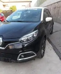 Renault Captur 1.5 dCi 8V 90 CV EDC Energy R-Link Renault Captur 1.5 dCi 8V 90 CV EDC Energy R-Link