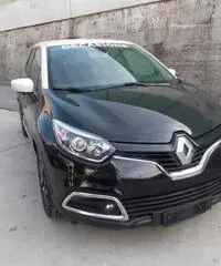 Renault Captur 1.5 dCi 8V 90 CV EDC Energy R-Link Renault Captur 1.5 dCi 8V 90 CV EDC Energy R-Link