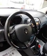 Renault Captur 1.5 dCi 8V 90 CV EDC Energy R-Link Renault Captur 1.5 dCi 8V 90 CV EDC Energy R-Link
