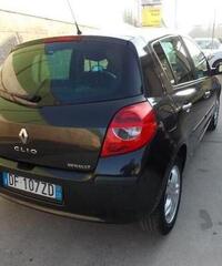 Renault Clio 1.2 16V 5 porte Le Iene  x NEOPATENTATI