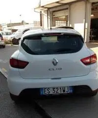 Renault Clio 1.2 75CV 5 porte Live X NEOPATENTATI Renault Clio 1.2 75CV 5 porte Live X NEOPATENTATI