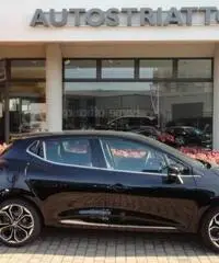 RENAULT Clio dCi 8V 90CV Start&Stop 5 porte Energy Intens RENAULT Clio dCi 8V 90CV Start&Stop 5 porte Energy Intens