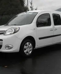 RENAULT Grand Kangoo 15 dci SS 110cv 7pti RENAULT Grand Kangoo 15 dci SS 110cv 7pti