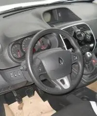 RENAULT Grand Kangoo 15 dci SS 110cv 7pti RENAULT Grand Kangoo 15 dci SS 110cv 7pti