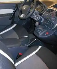 RENAULT Kangoo 15 dci Limited SS 90cv E6