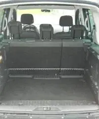 RENAULT Kangoo 15 dci Limited SS 90cv