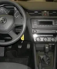 SKODA Octavia 1.6 TDI CR 90 CV Wagon Active