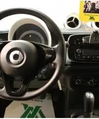 SMART ForFour 60 1.0 Black Passion