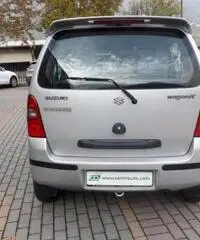 SUZUKI Wagon R+ 1.3i 16V cat 4x4 GL