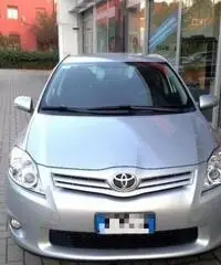 TOYOTA Auris 1.6 5 porte Sol