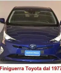 TOYOTA Prius 1.8 Style TECH PACK TOYOTA Prius 1.8 Style TECH PACK