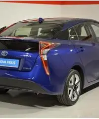 TOYOTA Prius 1.8 Style TECH PACK TOYOTA Prius 1.8 Style TECH PACK
