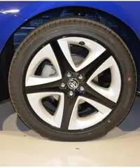 TOYOTA Prius 1.8 Style TECH PACK TOYOTA Prius 1.8 Style TECH PACK