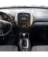 TOYOTA RAV 4 RAV4 2.0 Tdi D-4D cat 5 porte