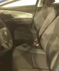 TOYOTA Yaris 1.0 5 porte Cool