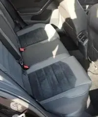 VOLKSWAGEN Golf 1.6 TDI 110 CV DSG 5p. High - 40 th -