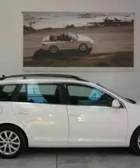 VOLKSWAGEN Golf Variant 1.6 TDI DPF Comfortline VOLKSWAGEN Golf Variant 1.6 TDI DPF Comfortline