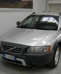 VOLVO XC70 2.4 D5 20V (185CV) cat AWD Momentum AUTOMATICA