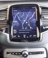 VOLVO XC90 D5 AWD Geartronic 7 posti R-design VOLVO XC90 D5 AWD Geartronic 7 posti R-design