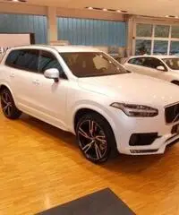 VOLVO XC90 D5 AWD Geartronic 7 posti R-design VOLVO XC90 D5 AWD Geartronic 7 posti R-design
