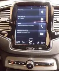 VOLVO XC90 D5 AWD Geartronic 7 posti R-design VOLVO XC90 D5 AWD Geartronic 7 posti R-design