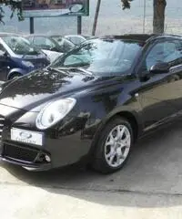Alfa Romeo Mito 1.6 Jtdm 16V Dist. Sport Pack DNA My'10 Alfa Romeo Mito 1.6 Jtdm 16V Dist. Sport Pack DNA My'10