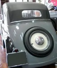 Fiat Topolino A bicolore anni 30 Fiat Topolino A bicolore anni 30