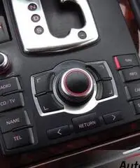 AUDI A8 4.2 TDI QUATTRO 326 CV AUDI A8 4.2 TDI QUATTRO 326 CV