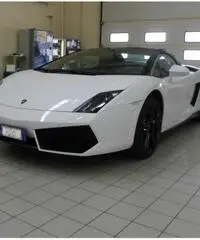 Lamborghini Gallardo 5.2 V10 LP550-2 Spyder Lamborghini Gallardo 5.2 V10 LP550-2 Spyder
