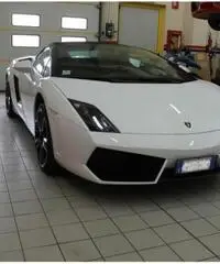 Lamborghini Gallardo 5.2 V10 LP550-2 Spyder Lamborghini Gallardo 5.2 V10 LP550-2 Spyder