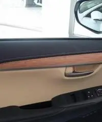Lexus NX 300h Hybrid 4WD Luxury Lexus NX 300h Hybrid 4WD Luxury