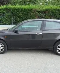 ALFA ROMEO 147 1.9 JTD (115 CV) cat 3p. Distinctive Interno Pelle