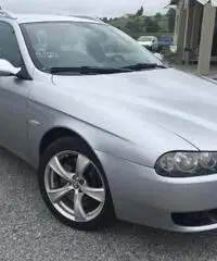 ALFA ROMEO 156 1.9 JTD 16V Sportwagon Q4 Distinctive ALFA ROMEO 156 1.9 JTD 16V Sportwagon Q4 Distinctive