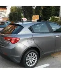 ALFA ROMEO Giulietta 1.6 JTDm 120 CV KM 0 MODELLO NUOVO ALFA ROMEO Giulietta 1.6 JTDm 120 CV KM 0 MODELLO NUOVO