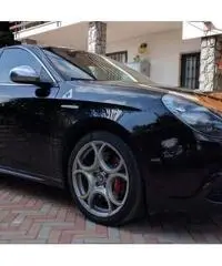 Alfa Romeo Giulietta Quadrifoglio Verde QV Alfa Romeo Giulietta Quadrifoglio Verde QV