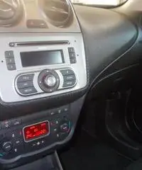 Alfa Romeo Mito 1.4 T 120cv Distinctive