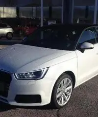 Audi A1 SB 1.4 tdi con NAVI e OPTIONAL