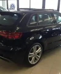 AUDI A3 SPB 2.0 TDI Sport S line Tetto+Far LED + AUDI A3 SPB 2.0 TDI Sport S line Tetto+Far LED +