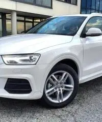 AUDI Q3 2.0 TDI 150 CV Sport +Navi +Xenon +