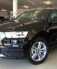 AUDI Q3 2.0 TDI 150 CV Sport +Navi +Xenon + AUDI Q3 2.0 TDI 150 CV Sport +Navi +Xenon +